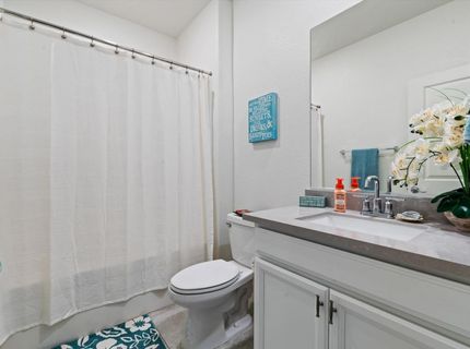 9104 Osterville Dr, Roseville, CA 95747 Photo