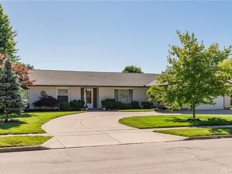 306 Scott Drive, Englewood, OH 45322 Photo 3