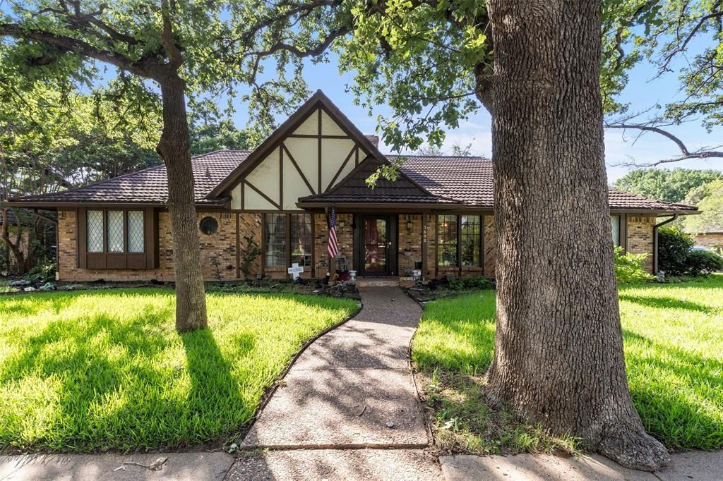 3600 Lake Pontchartrain Drive, Arlington, TX 76016 Main Photo