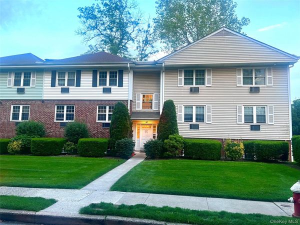 67 Lorraine Terrace , Unit 316, Mount Vernon, NY 10553