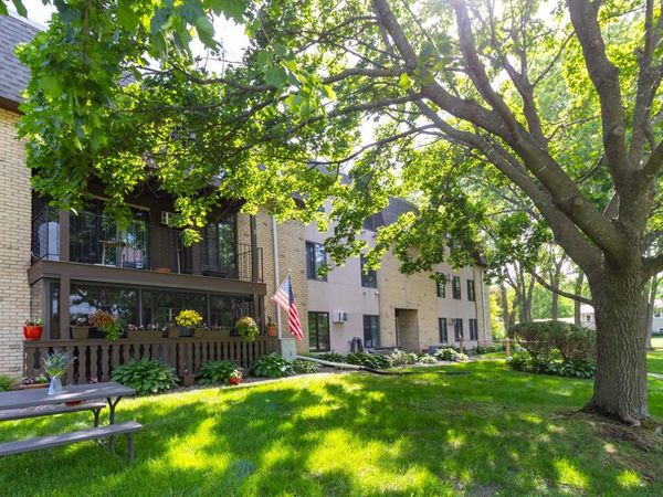 3431 Kent Street , Unit 708, Shoreview, MN 55126