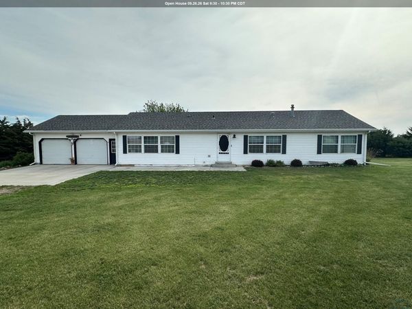 87450 576 Ave, Laurel, NE 68745