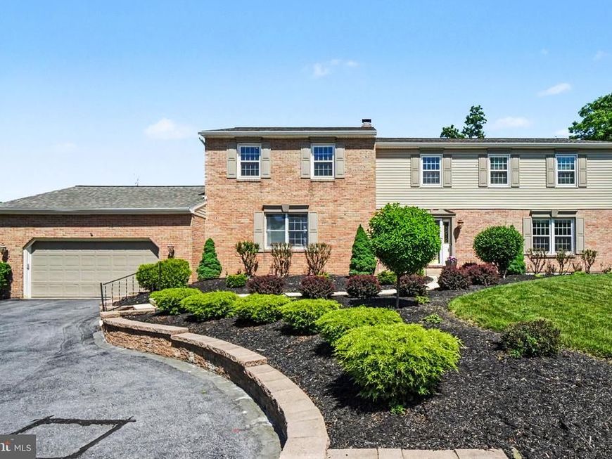 2265 Forest Hills Drive , Harrisburg, PA 17112 Main Photo