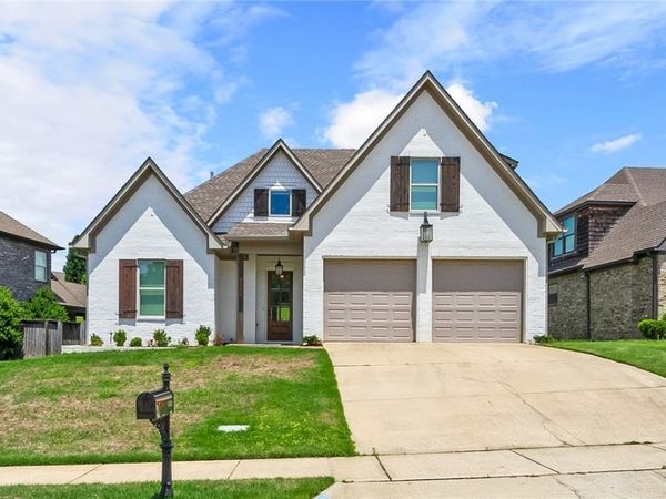 9486 Crete Circle, Tuscaloosa, AL 35406