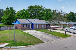 350 Dorchester Manor Boulevard photo 4