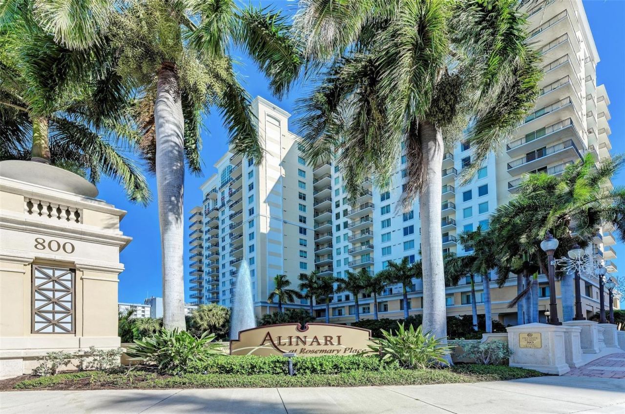 800 N Tamiami Trail, Unit 212, Sarasota, FL 34236 Photo