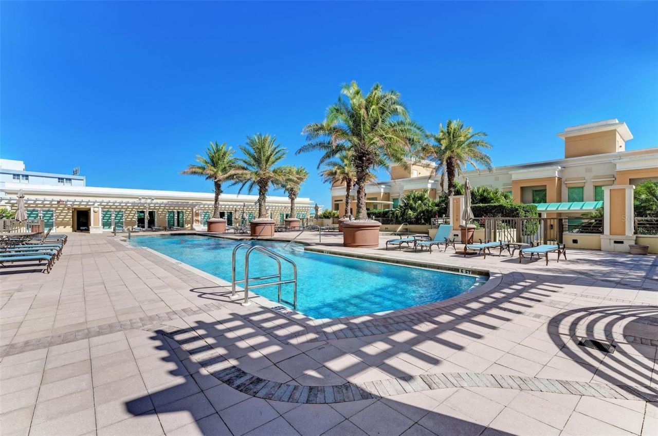 800 N Tamiami Trail, Unit 212, Sarasota, FL 34236 Photo