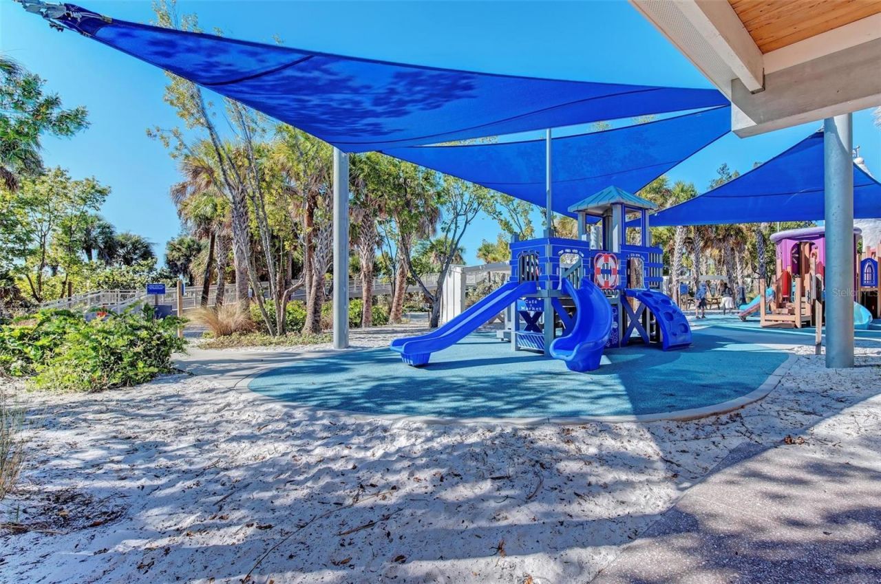 800 N Tamiami Trail, Unit 212, Sarasota, FL 34236 Photo
