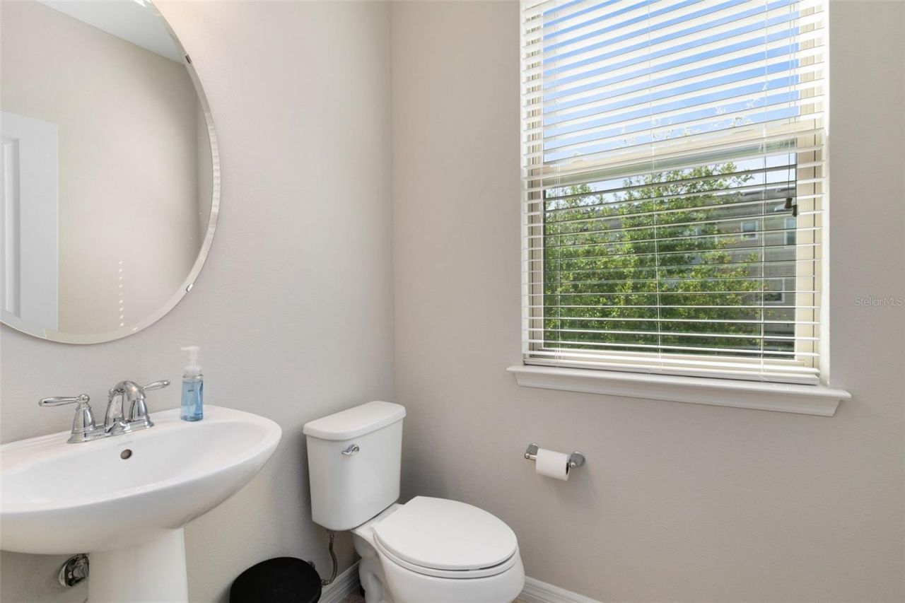 586 Piazza Point, Oviedo, FL 32765 Photo