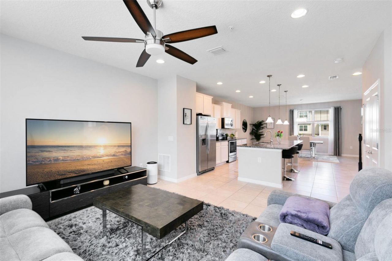 586 Piazza Point, Oviedo, FL 32765 Photo