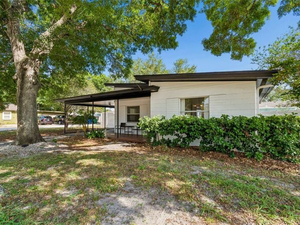 4602 W BAY VILLA AVENUE , TAMPA, FL 33629