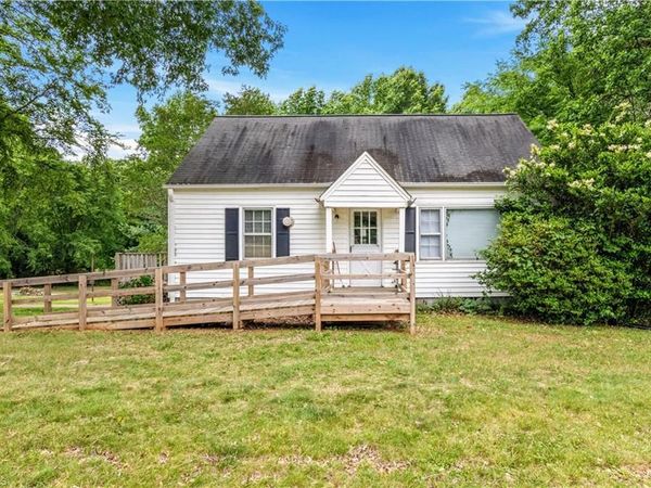 141 Vanzant Road , Mocksville, NC 27028