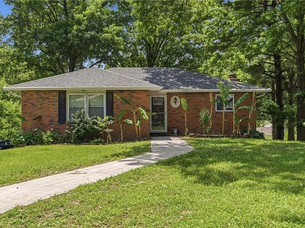 7 Country Club Terrace, Lexington, MO 64067