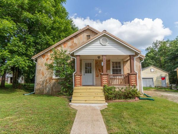 434 W Hayes Street , Lebanon, MO 65536