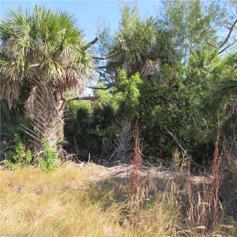 4026 Stringfellow Rd, Saint James City, FL 33956 Photo