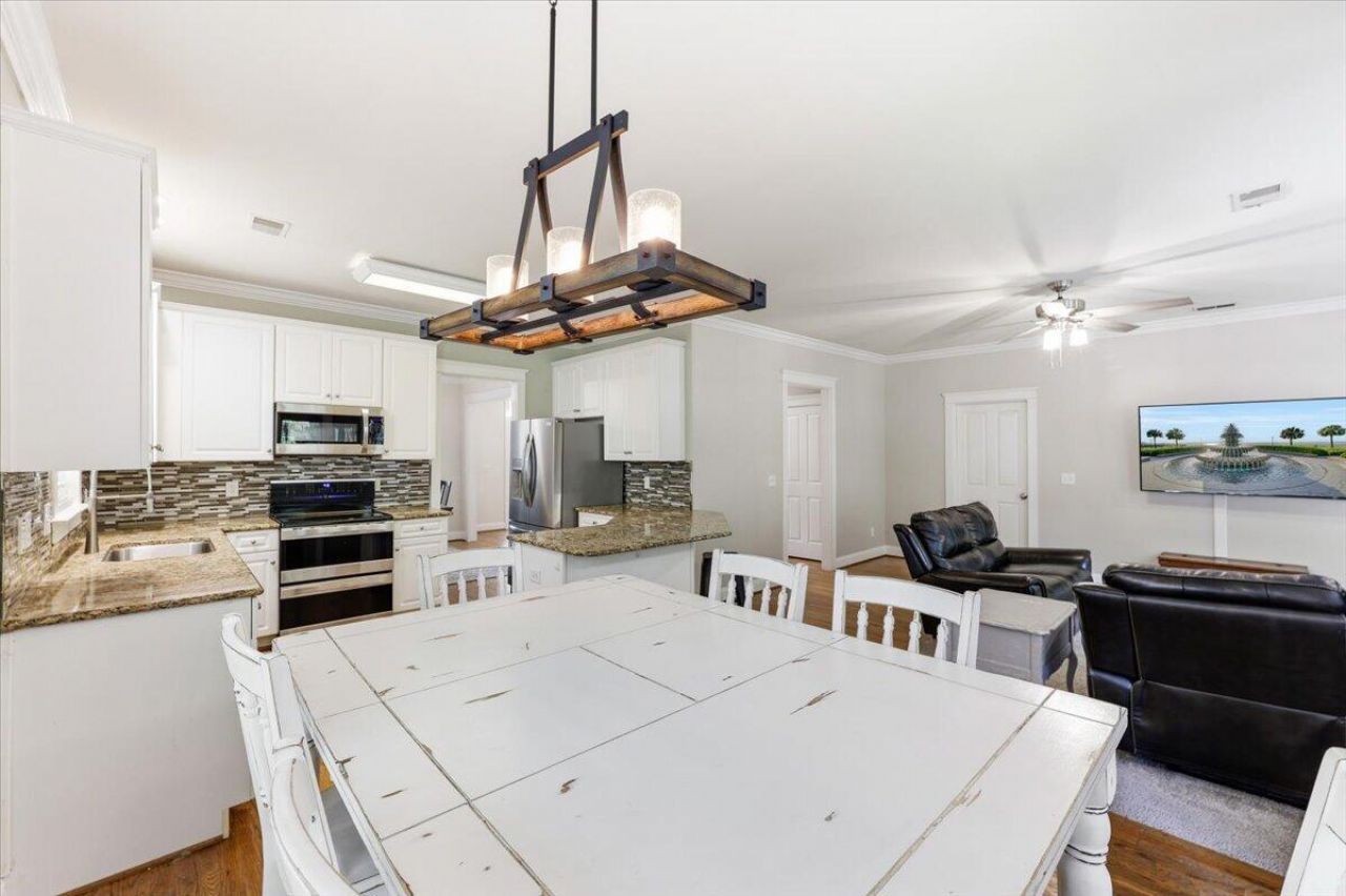 142 Marshside Drive Photo 15