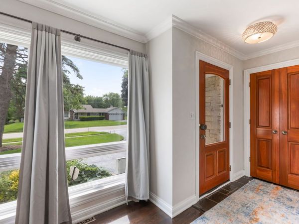 606 Country Club Drive , Itasca, IL 60143