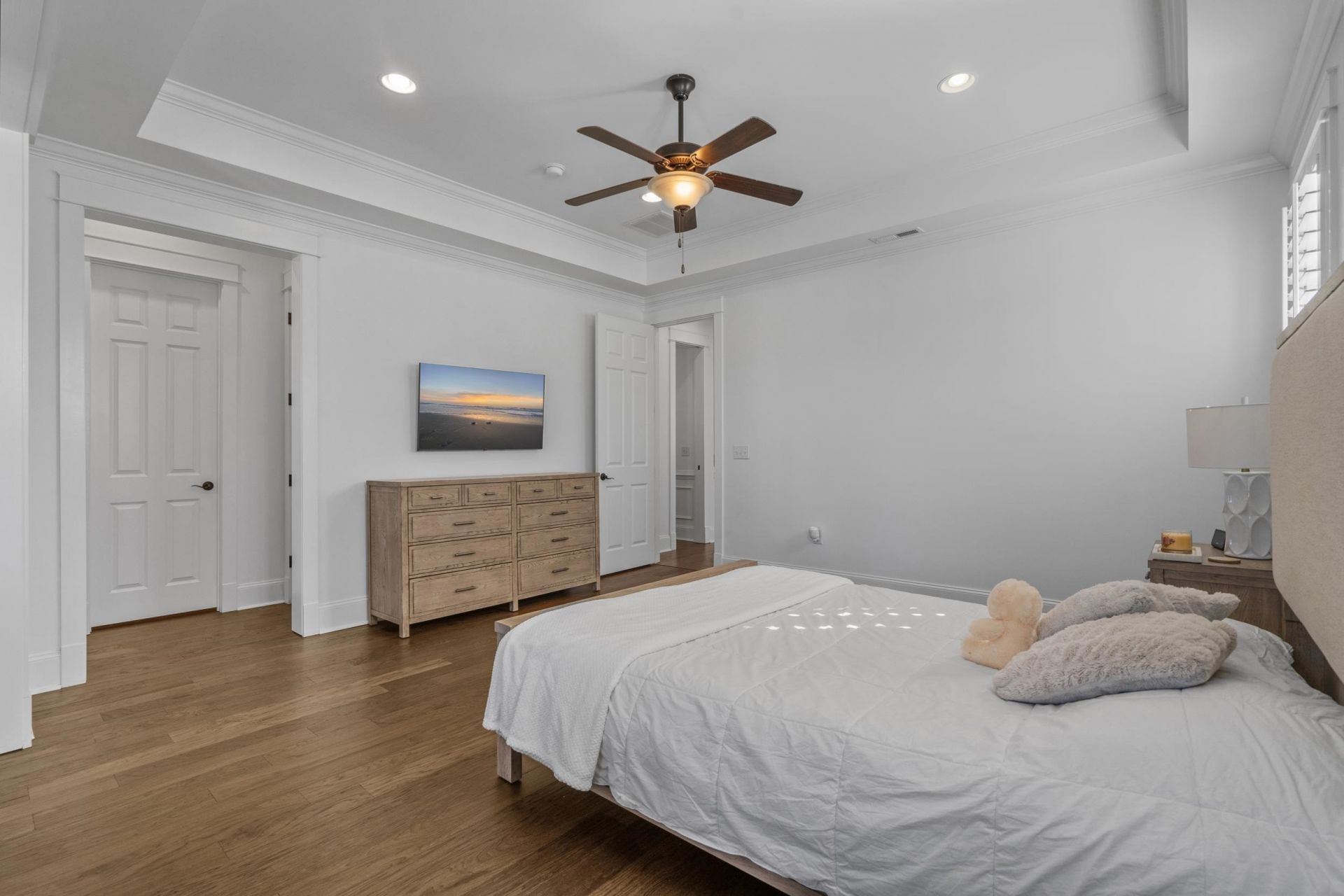 927 Iris St. Photo 25