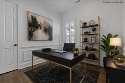 927 Iris St. photo 4