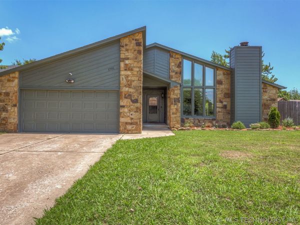 1701 N Eucalyptus Avenue , Broken Arrow, OK 74012