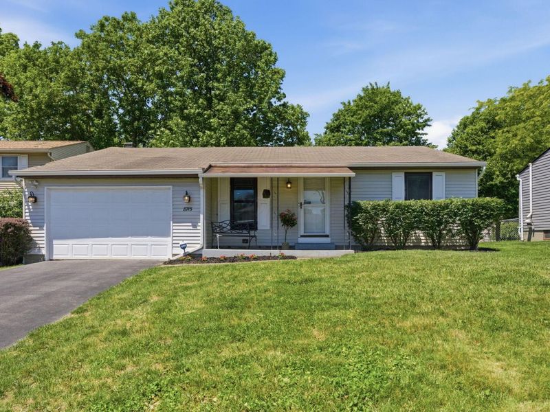 8715 Ripton Drive, Powell, OH 43065 Photo 2