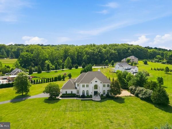 40163 BEACON HILL DRIVE, LEESBURG, VA 20176