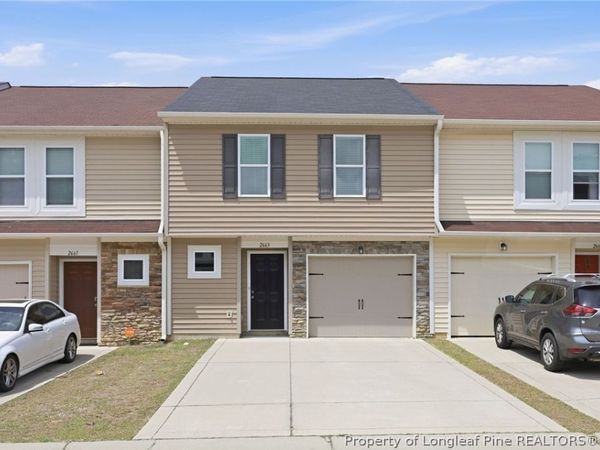 2663 Middle Branch Bend, Fayetteville, NC 28304