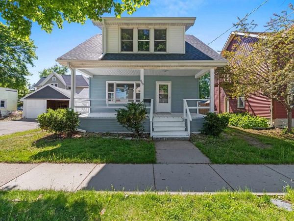 809 N DURKEE STREET, Appleton, WI 54911