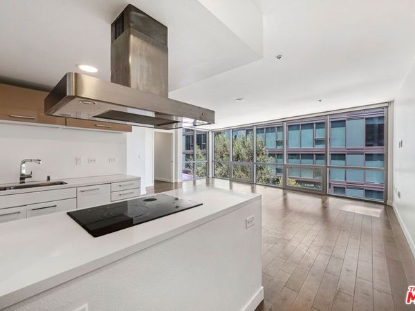 901 S Flower Street , Unit 601, Los Angeles, CA 90015