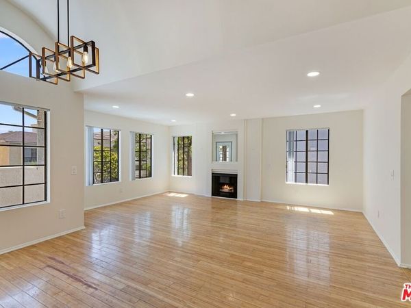 1931 Malcolm Avenue , Unit 201, Los Angeles, CA 90025