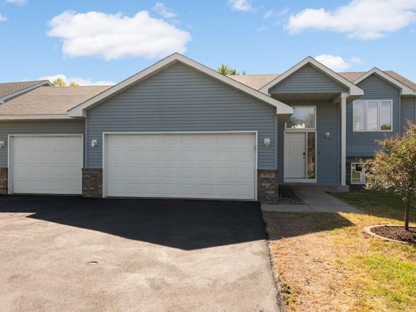 936 S Cedar Street, Belle Plaine, MN 56011