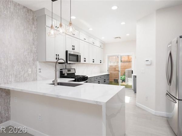 4046 Sparrow Rock Street , Las Vegas, NV 89129