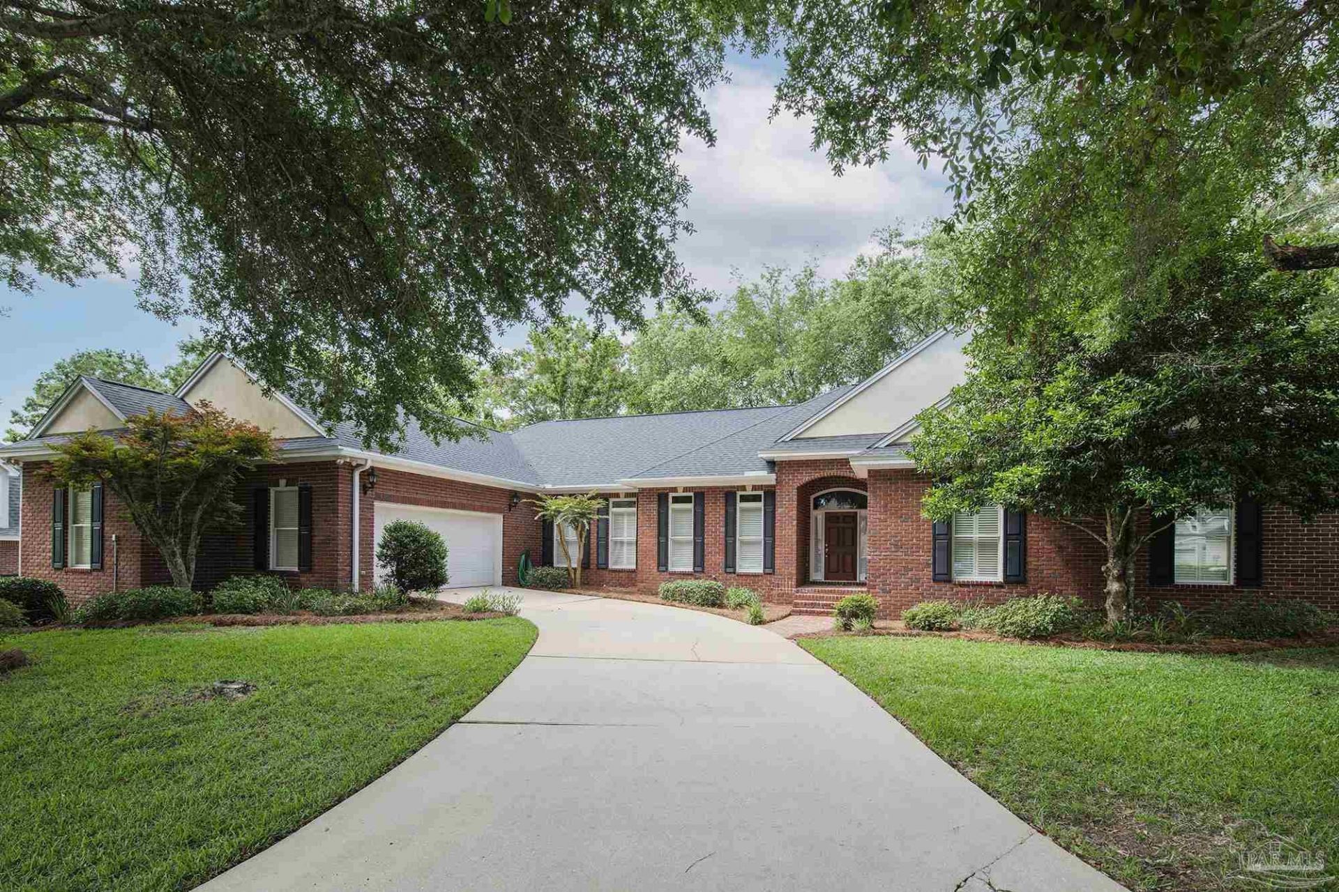 4531 Bohemia Dr, Pensacola, FL 32504 Main Photo