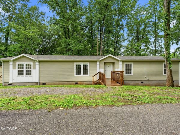 144 Zeni Lane, Harriman, TN 37748