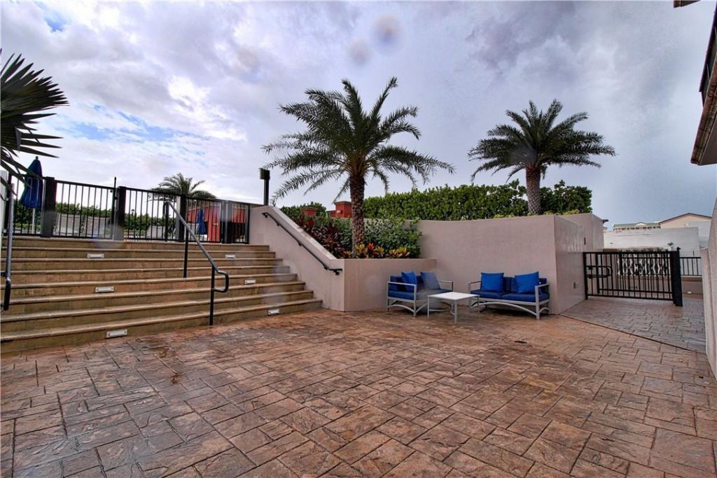4100 Salzedo Street, Unit 512, Coral Gables, FL 33146 Photo