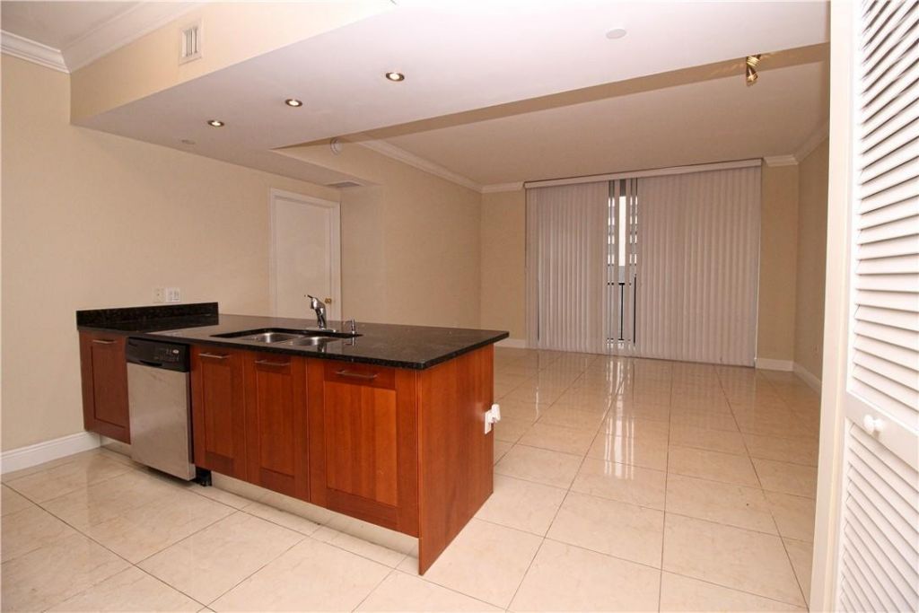 4100 Salzedo Street, Unit 512, Coral Gables, FL 33146 Photo