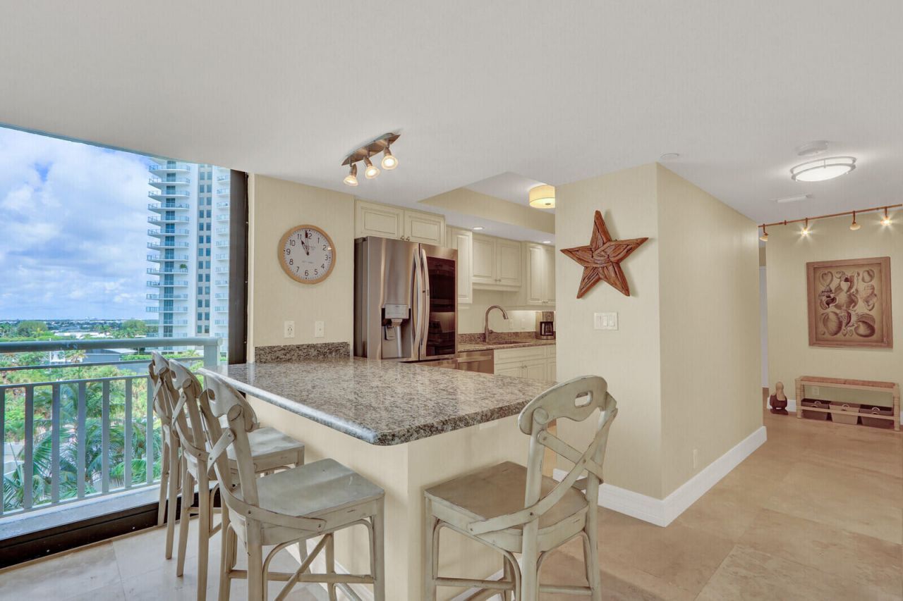 3000 N Ocean Drive, Unit 7h, Singer Island, FL 33404 Photo