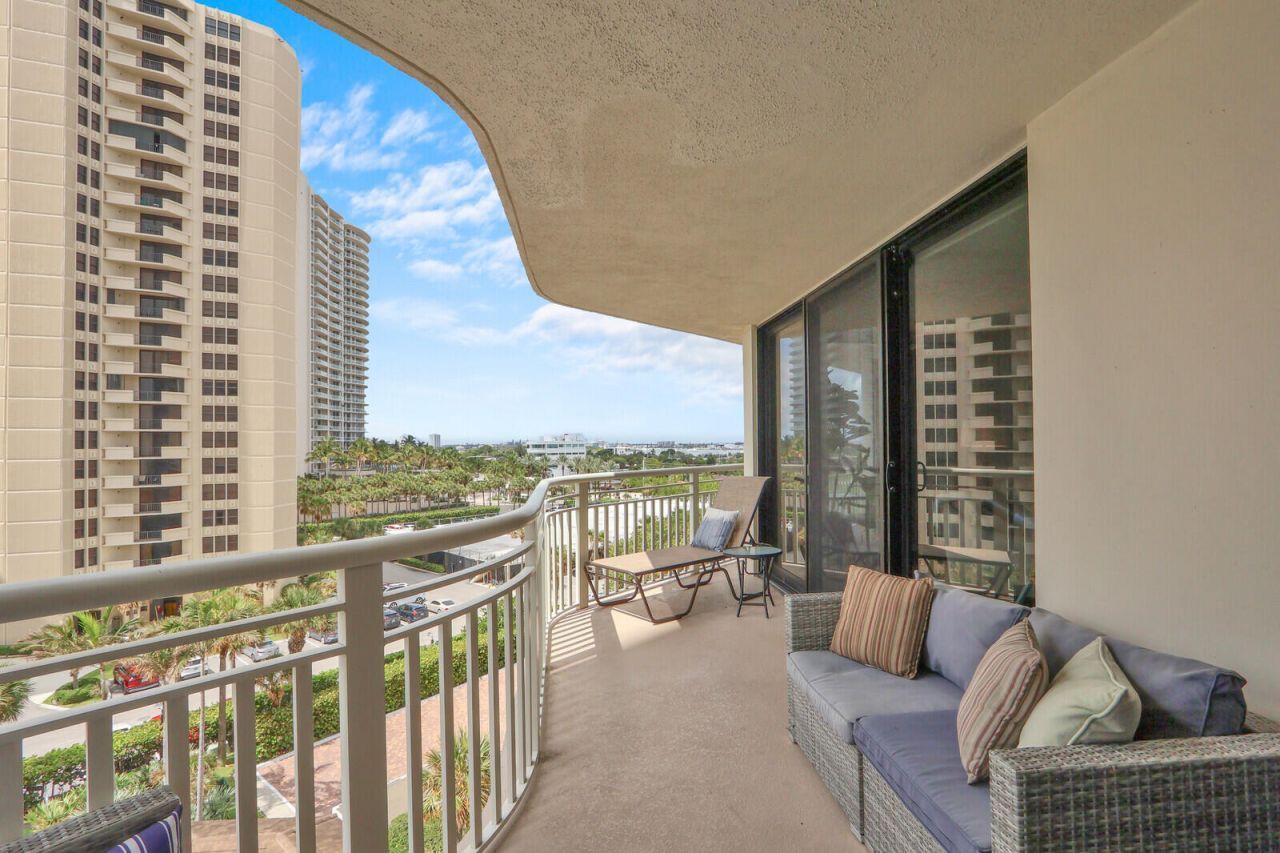 3000 N Ocean Drive, Unit 7h, Singer Island, FL 33404 Photo