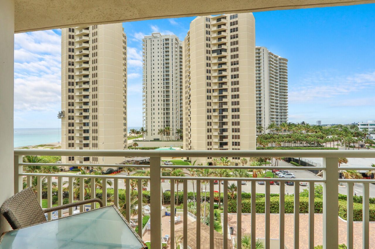 3000 N Ocean Drive, Unit 7h, Singer Island, FL 33404 Photo