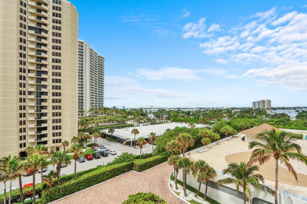 3000 N Ocean Drive, Unit 7h, Singer Island, FL 33404 Photo