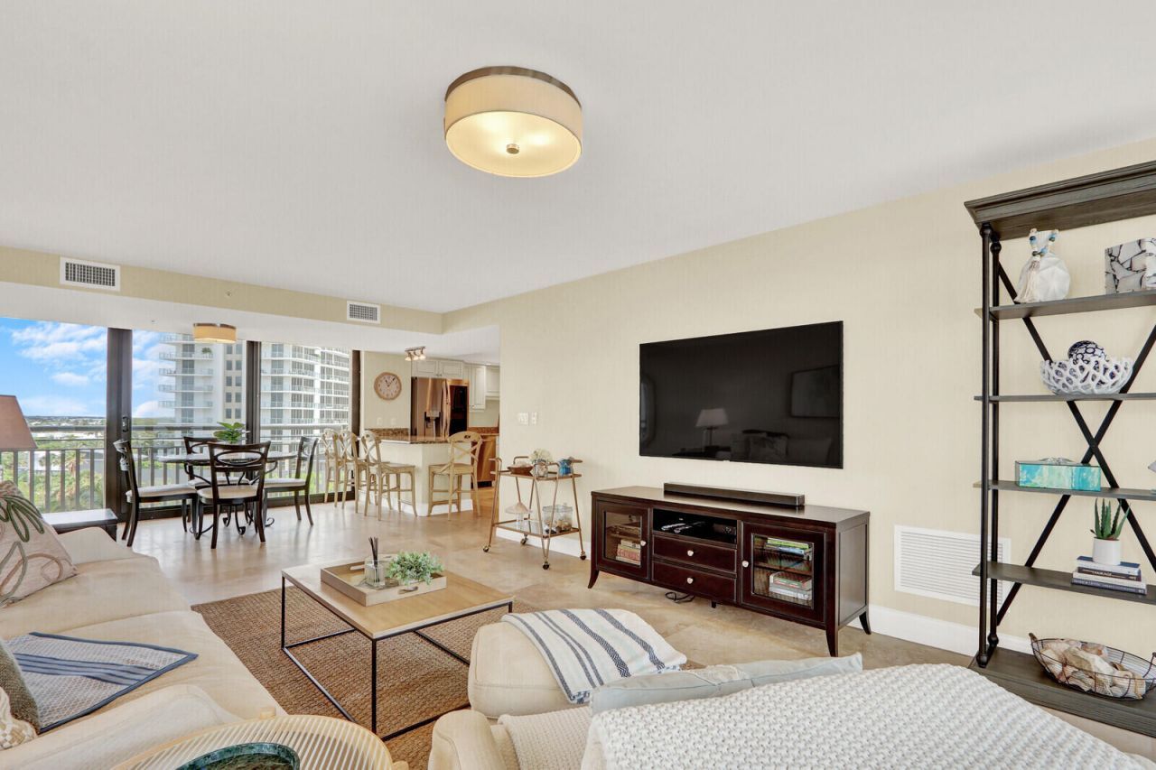 3000 N Ocean Drive, Unit 7h, Singer Island, FL 33404 Photo