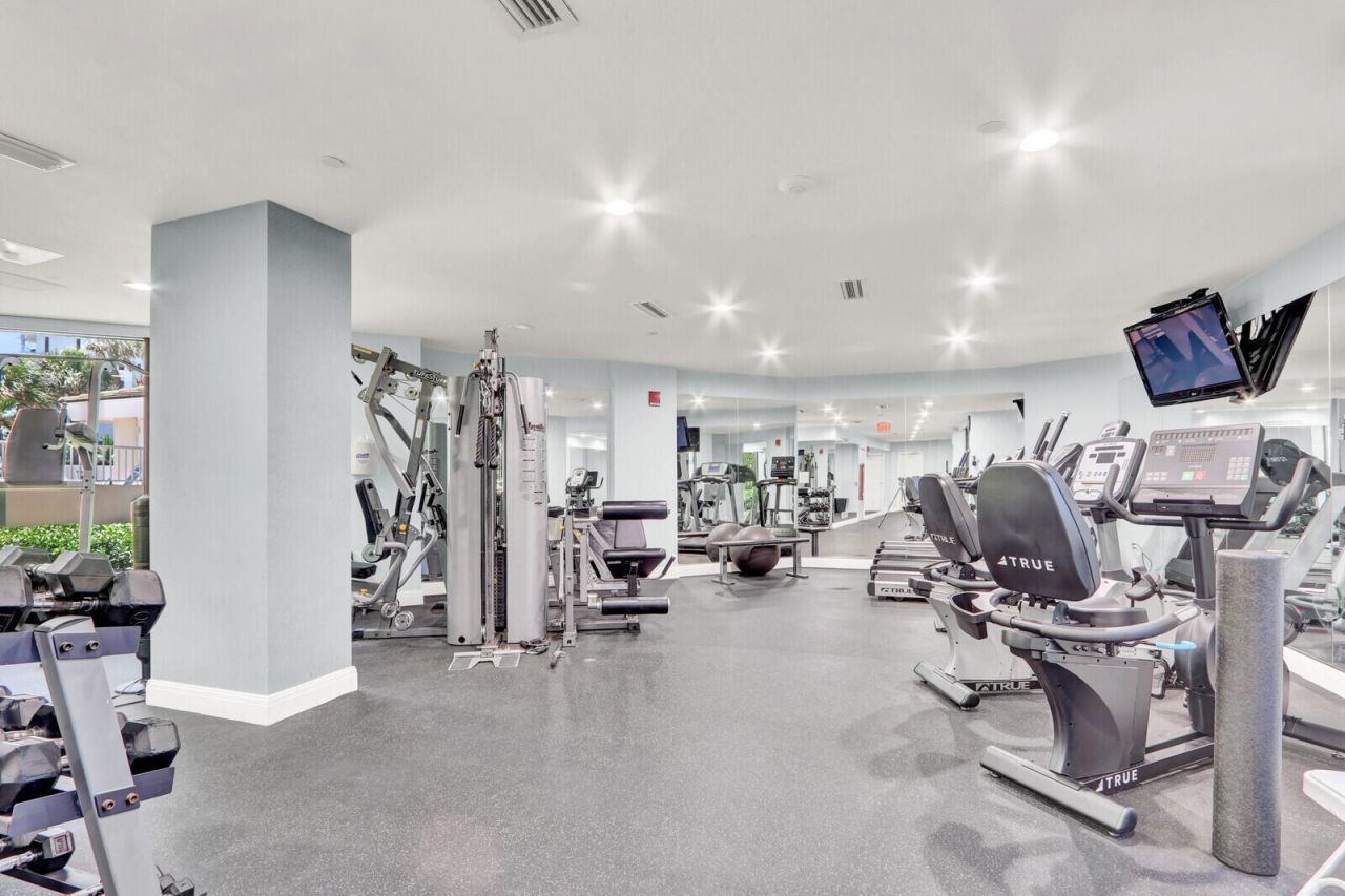 3000 N Ocean Drive, Unit 7h, Singer Island, FL 33404 Photo
