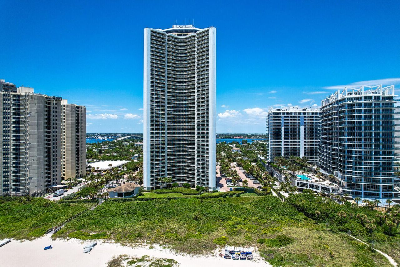3000 N Ocean Drive, Unit 7h, Singer Island, FL 33404 Photo