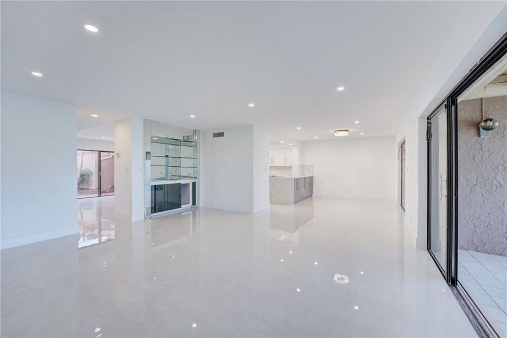 103 St Andrews Road, Hollywood, FL 33021 Photo