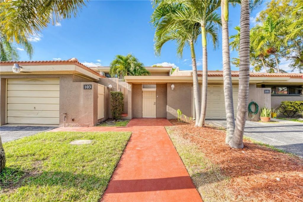 103 St Andrews Road, Hollywood, FL 33021 Photo