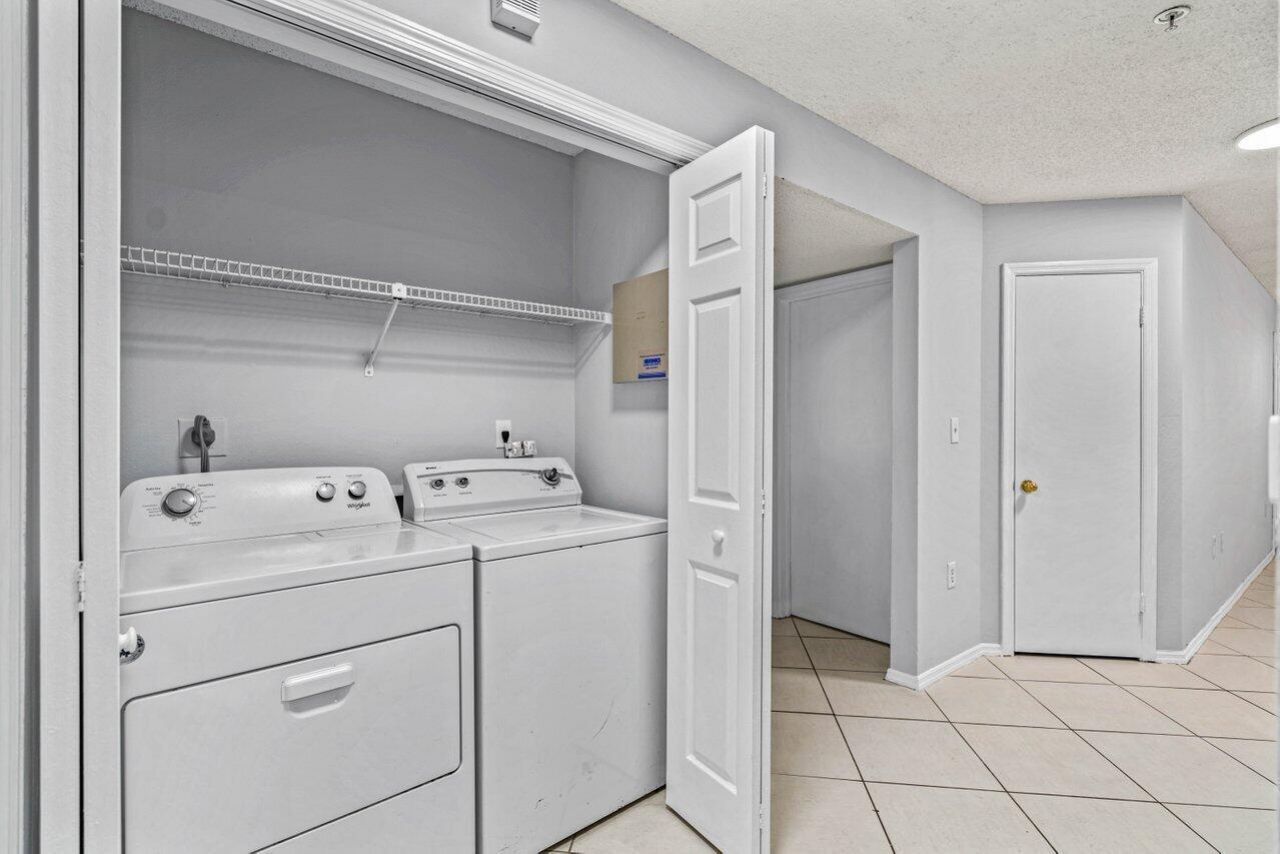 2305 N Congress Avenue, Unit 18, Boynton Beach, FL 33426 Photo