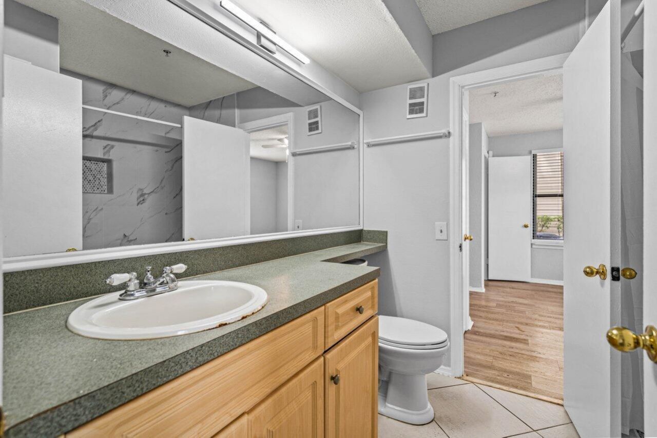 2305 N Congress Avenue, Unit 18, Boynton Beach, FL 33426 Photo