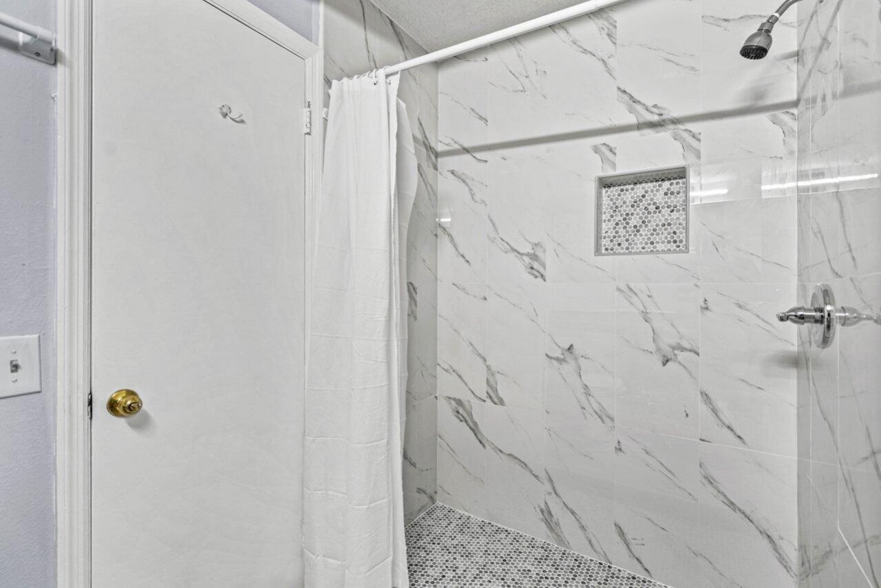 2305 N Congress Avenue, Unit 18, Boynton Beach, FL 33426 Photo