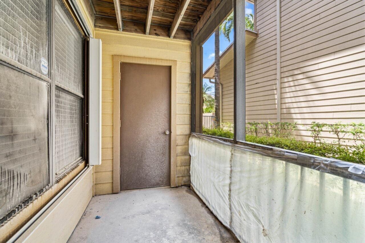2305 N Congress Avenue, Unit 18, Boynton Beach, FL 33426 Photo