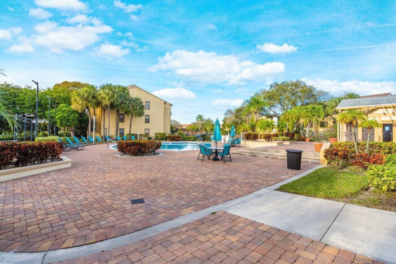 2305 N Congress Avenue, Unit 18, Boynton Beach, FL 33426 Photo